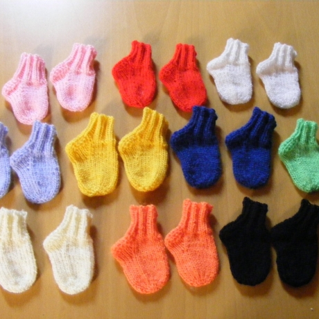 Babysocken handgestrickt  Farbe und Größe wählbar
