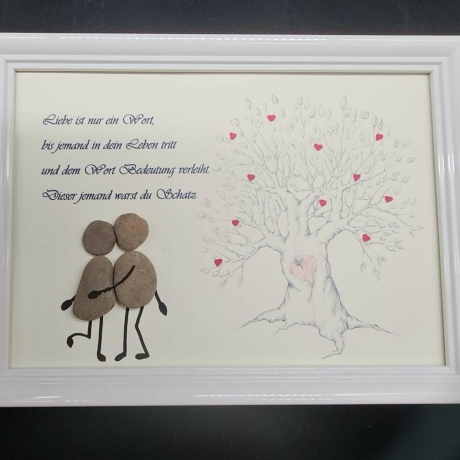 Liebevoll handgefertigtes Steinbild für die Liebste oder den Liebsten - Liebe ist ... - für Valentinstag usw. - personalisierbar