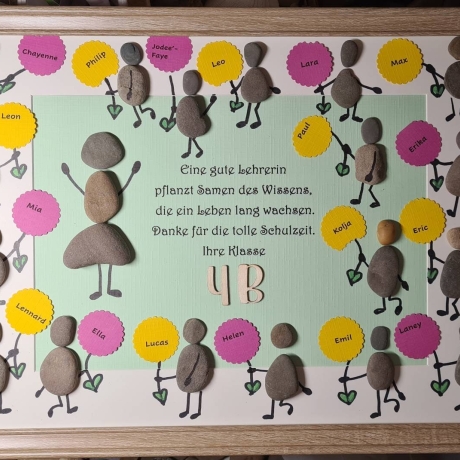 Liebevoll handgefertigtes Steinbild als Geschenk für die Lehrerin bzw  den Lehrer - DIN A3 mit bis zu 21 Kindern mit Namen in den Blumen