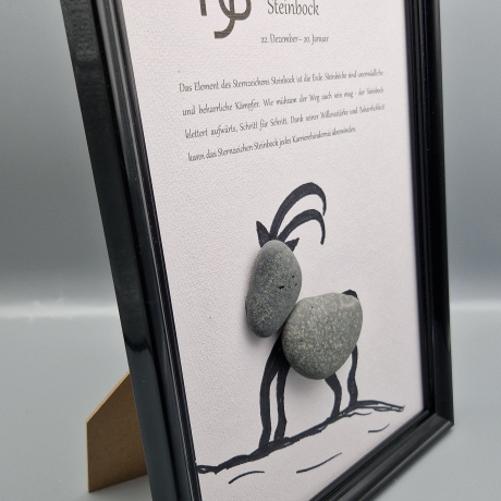 Steinbild Sternzeichen Steinbock aus Kieselsteinen 