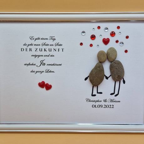 Liebevoll handgefertigtes Steinbild als Geschenk zur Hochzeit - personalisierbar - Hochzeitsgeschenk