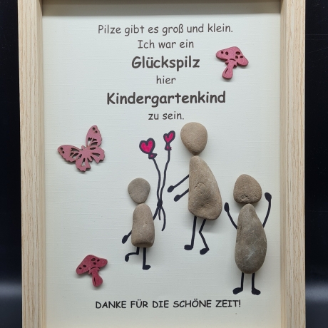 Liebevoll handgefertigtes Steinbild als Geschenk zum Abschied vom Kindergarten für die Erzieherinnen - Glückspilz