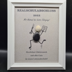 Liebevoll handgefertigtes Steinbild Realschulabschluss 2023
