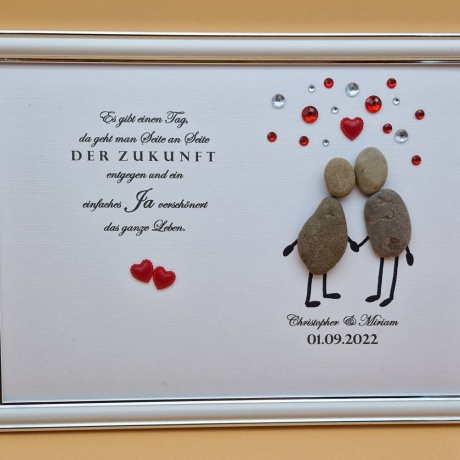 Liebevoll handgefertigtes Steinbild als Geschenk zur Hochzeit - personalisierbar - Hochzeitsgeschenk