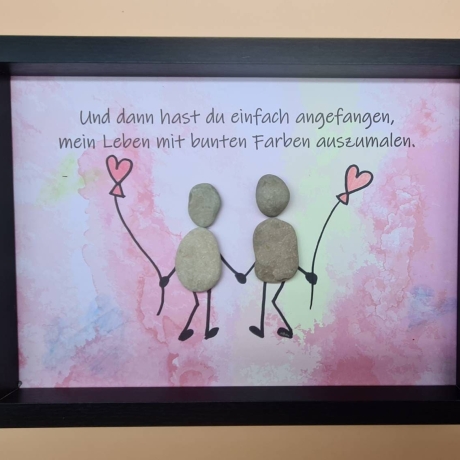 Liebevoll handgefertigtes Steinbild als Valentinstagsgeschenk, Jahrestag, Hochzeitstag etc. - personalisierbar - 3 Rahmenfarben