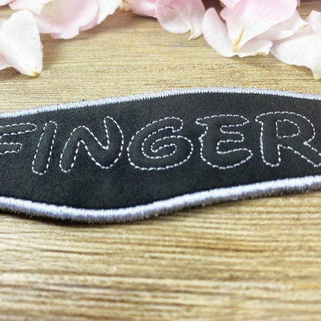 Stickdatei 3D-Anhänger FINGER WEG, 3D-Stick, Lesezeichen