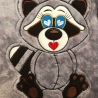 Stickdatei ITH Waschbär WILLI für Rahmen 20×30cm