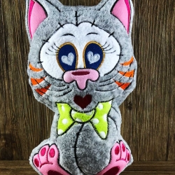 Stickdatei ITH Katze KARLO für Rahmen 16×26 cm