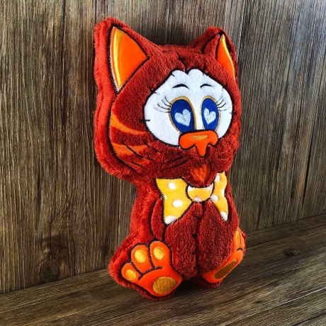 Stickdatei ITH Katze KARLO für Rahmen 16×26 cm