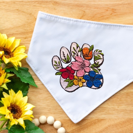 Stickdatei florale Hundepfote in 6 Größen, Maschinenstickdatei
