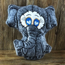 Stickdatei ITH Elefant EMILY für Rahmen 16×26 cm