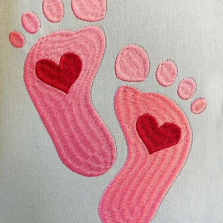 Stickdatei Baby Füßchen in 6 Größen, Stickmuster zur Geburt