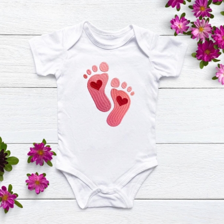 Stickdatei Baby Füßchen in 6 Größen, Stickmuster zur Geburt