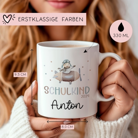 Kindertasse Schulkind 2024 mit Flugzeug-Motiv - personalisierte Kakao Tasse mit Namen - ideales Kindergeschirr - perfektes Geschenk Kinder