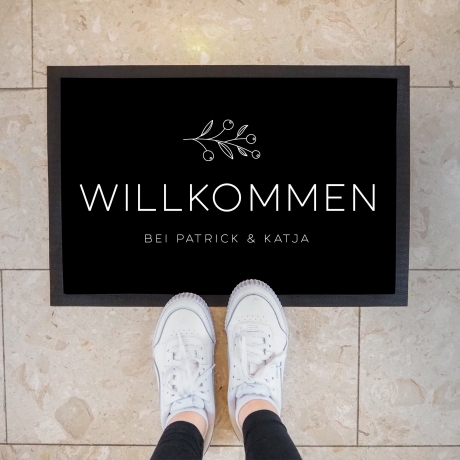 Personalisierte Fußmatte - Herzlich Willkommen - Fussmatte mit Wunschnamen oder Familiennamen | 60 x 40 cm | Geschenkidee zum Umzug & Einzug