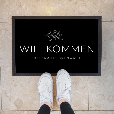 Personalisierte Fußmatte - Herzlich Willkommen - Fussmatte mit Wunschnamen oder Familiennamen | 60 x 40 cm | Geschenkidee zum Umzug & Einzug