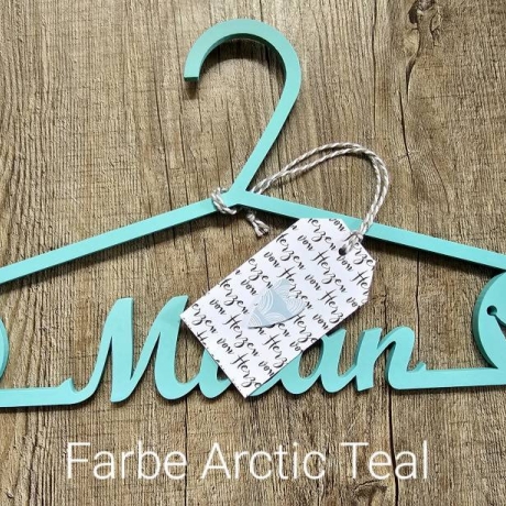 Personalisierter Kinder Kleiderbügel mit Namen – Babybügel aus 3D-Druck | Geschenk zur Geburt & Taufe