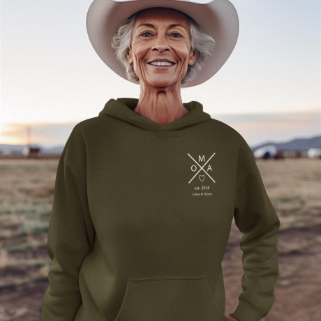 Personalisierter Hoodie Oma Kreuz Wunschnamen Name der Enkel Geschenk Omi Geschenkidee Muttertag Pullover Damen Geburtstagsgeschenk Frau