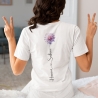 Personalisiertes Bio T-Shirt mit Geburtsblume Monatsblume und Name der Liebsten, Geschenkidee, Freundin, Mama, Schwester, Geschenk für Sie