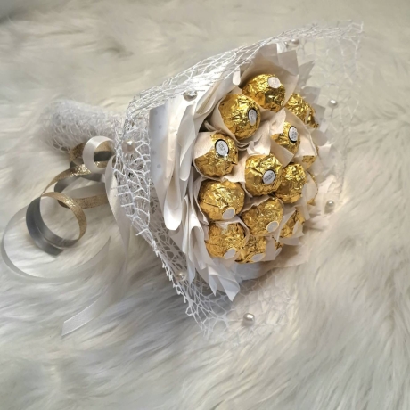 Ferrero Rocher Schokolade -  Schokoladen-Bouquet