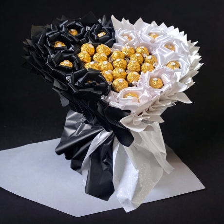 Essbarer Blumenstrauß - Elegant, Ferrero Rocher + Ewige Rosen