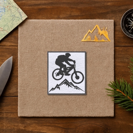 Mountainbike Patch, Mountainbike Patch, Silhouette 8 cm Bügelbild, schwarze Stickerei