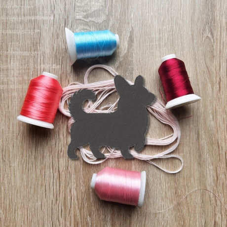 Corgis Aufnäher | Gestickte Silhouette | Anpassbare Farben | 7,5cm