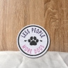 Less People, More Dogs Patch, Gestickte Pfotenabdrücke Applikation, Farben anpassbar