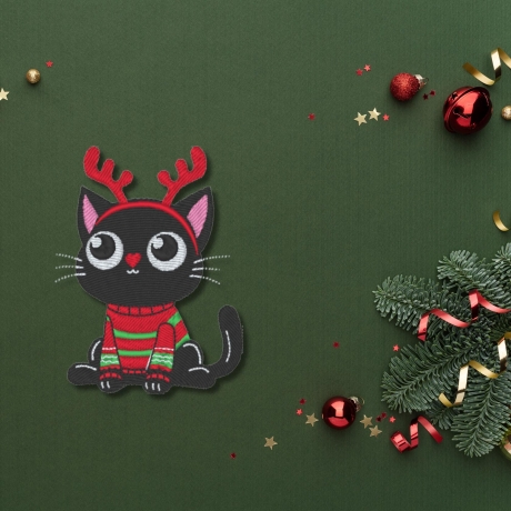 Weihnachtlicher Katzen Aufnäher – Schwarze Katze mit Rentiergeweih, ca. 8cm, bestickt, zum aufbügeln