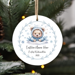 Personalisierte Weihnachtskugel Baby, Erstes Weihnachten 2025, Bär Design, 7 cm, Individuell mit Name, Blau