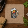 Beer Patch, Bierkrug mit Outdoor Details, oranger und roter Sonnenuntergang, 7 cm