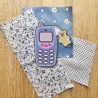 Retro Aufnäher | Y2K Handy Applikation: Bestickter 90s Style Anhänger mit Teddybär-Anhänger
