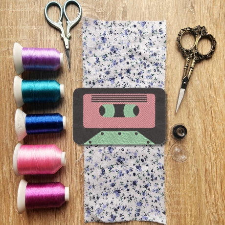Retro Aufnäher: Kassette 80er Jahre Mixtape Stickapplikation