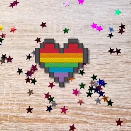 Pride Aufnäher: Rainbow Pixel Heart Aufnäher - 5 cm