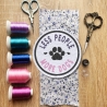 Less People, More Dogs Patch, Gestickte Pfotenabdrücke Applikation, Farben anpassbar