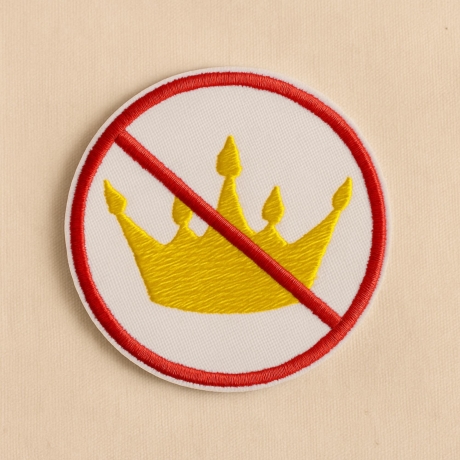 No Kings Patch: Anti-Monarchismus gesticktes Symbol - 5 cm