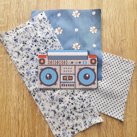 Gestickter Retro Boombox Patch, Vintage Musikgeschenk