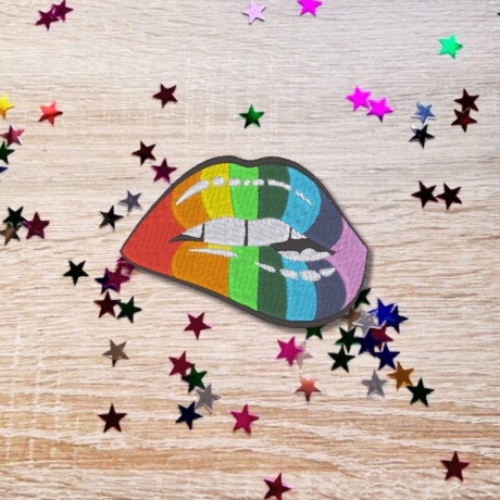 Pride Patch: Bunte Lippen, Gestickter Regenbogen LGBTQ+ Aufbügler (8 cm)
