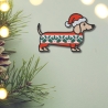 Weihnachtlicher Aufnäher Dackel Stickapplikation | Weihnachtshund mit Weihnachtsmütze (8 cm)
