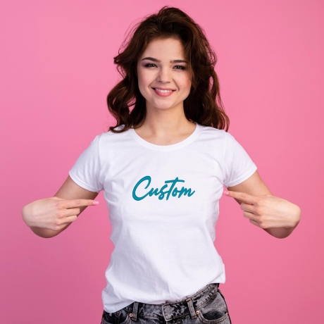 Individuell besticktes T-Shirt, T-Shirt mit minimalistischem Text, personalisiertes Slogan-Top