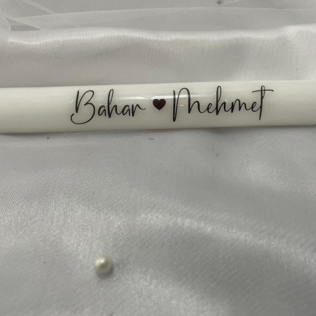 Kerze mit Namen personalisiert