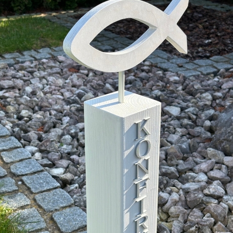 Säulen aus Holz mit Fisch ,Dekosäule Holzsäule Kommunion Geschenk