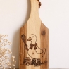 Holzbrett mit Gans und Schneebesen – handgebranntes Schneidbrett aus Holz, rustikale Küchendeko, süßes Geschenk, Bauernhof Deko