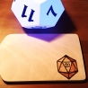 D20 Würfel Frühstücksbrett | Handgebranntes Nerd-Geschenk | DnD