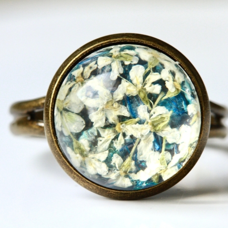 Ring gepresste Blüten Dillblüte Kornblüte Gießharz antik