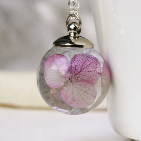 Kette Blüten Hortensie mit Perlen wie Seifenblasen