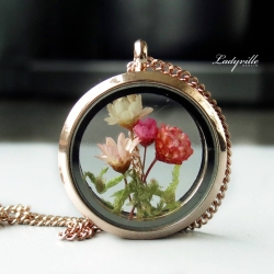 Blüten Medaillon Kette / Kette Blumenstrauß und Moos