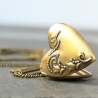 Kette Medaillon Herz im Vintagestyle antik bronzefarben