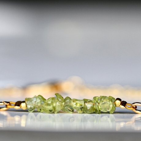Edelstein Armband Peridot Rohstein vergoldet