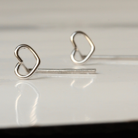Ohrringe Herz Sterlingsilber minimalistischer Schmuck 